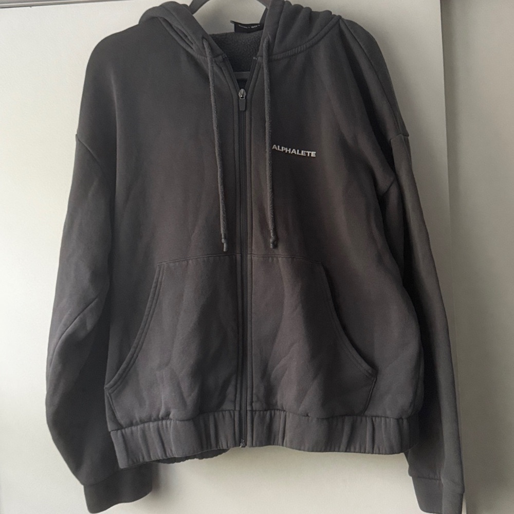 Alphalete  zip Hoodie medium B08‎